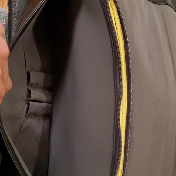 Mandarina Duck 🇮🇹 designer leather briefcase - Picture 4 of 7